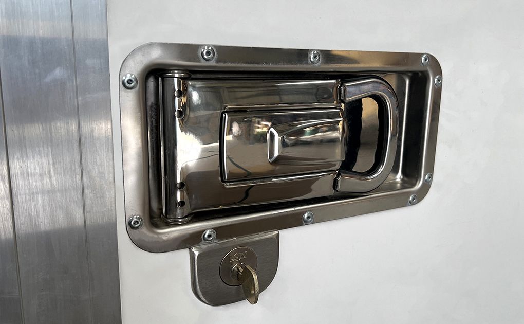 Scopri i migliori sistemi di chiusura per furgoni professionali